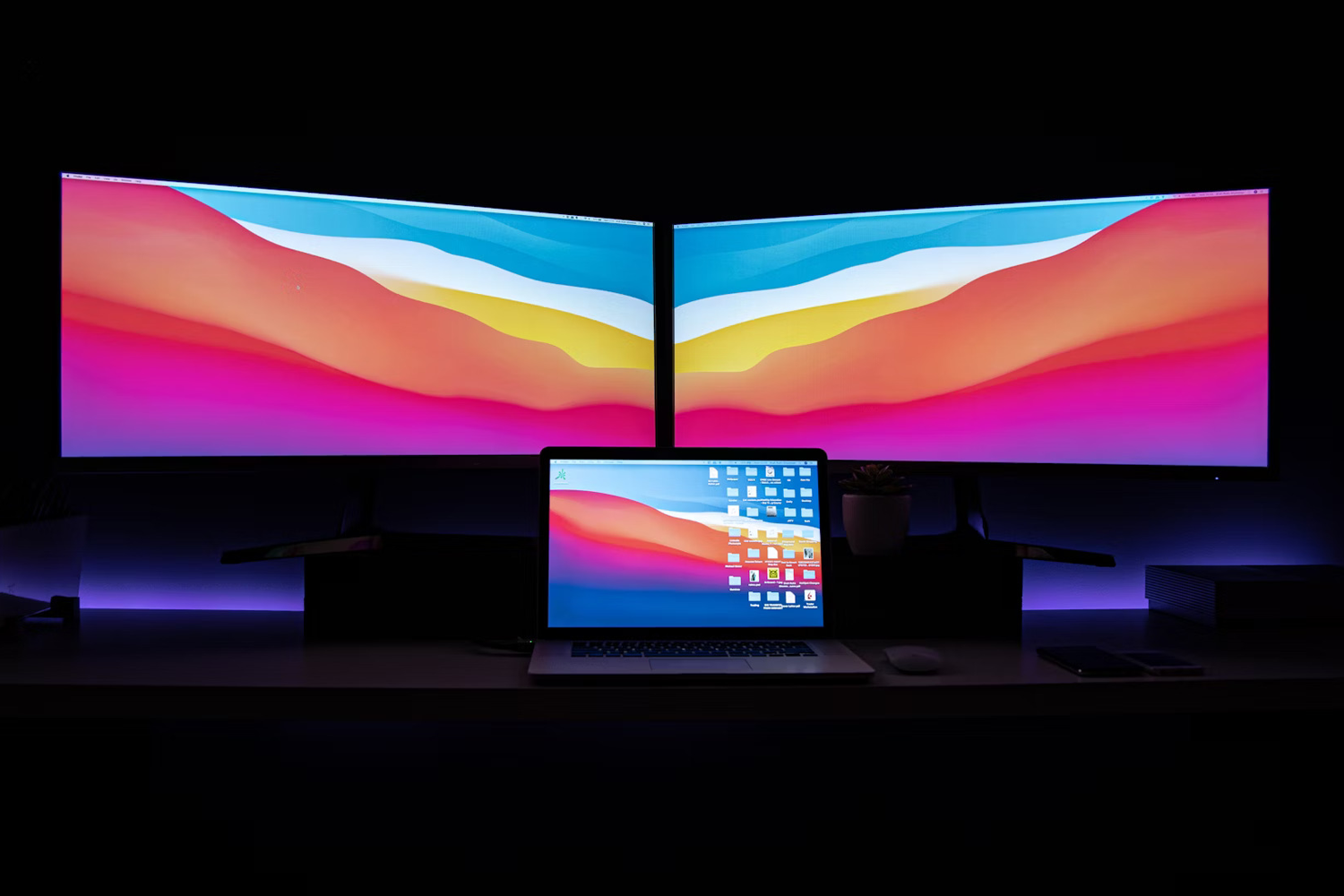 How to Make a Window Span Multiple Monitors on macOS