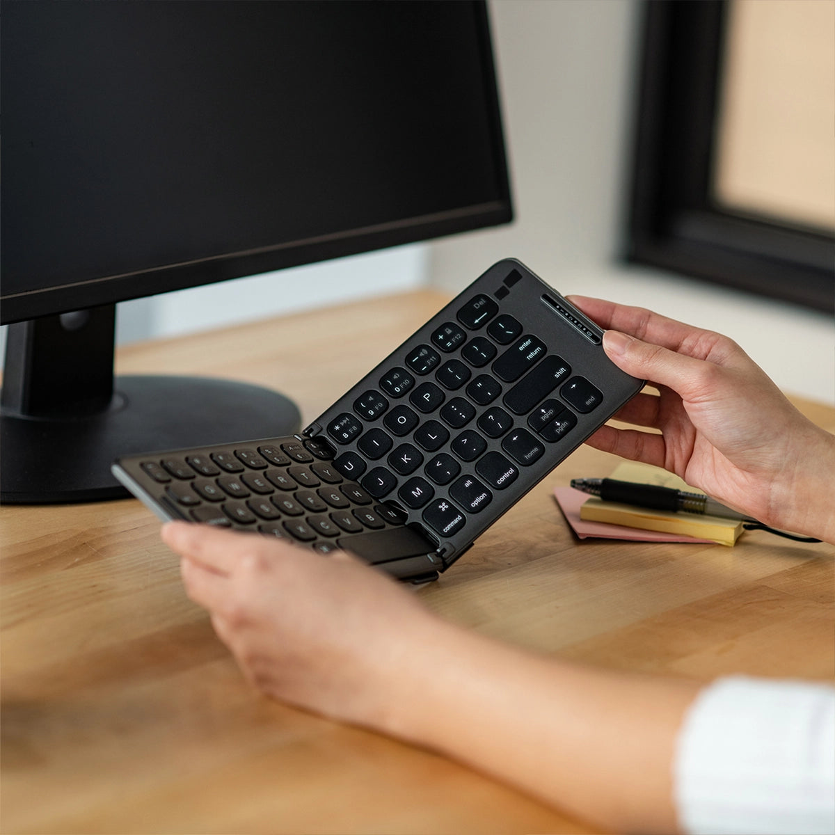 Portable Keyboard, Wireless Foldable Keyboard