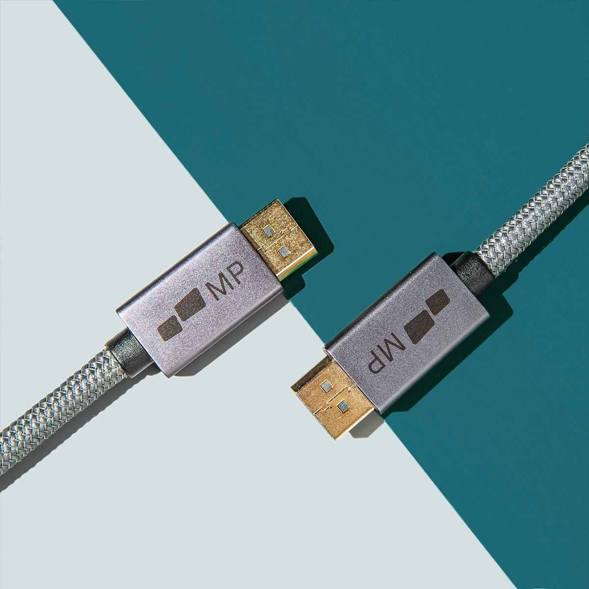 8K DisplayPort Cable